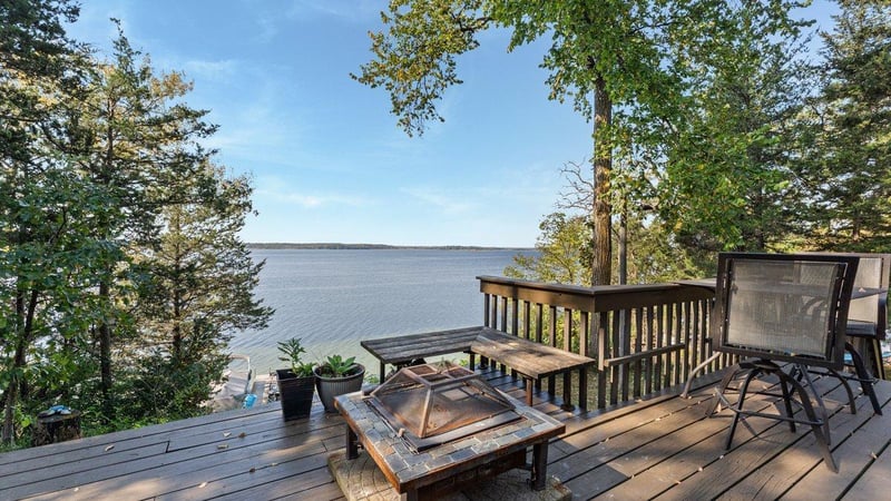 9923 Jeske Ave NW, Annandale, MN 55302