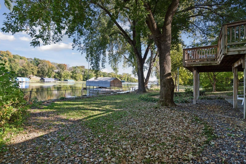 5470 Ridgewood Cv, Minnetrista, MN 55364