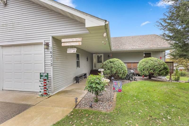 16313 Gowan Ave NW, Clearwater, MN 55320