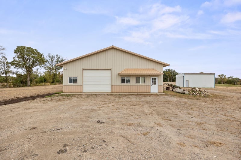 3990 Moore Ave NW, Annandale, MN 55302