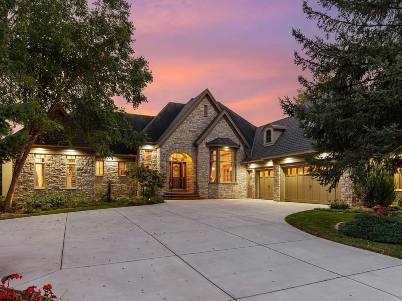 10683 Sonoma Rg, Eden Prairie, MN 55347