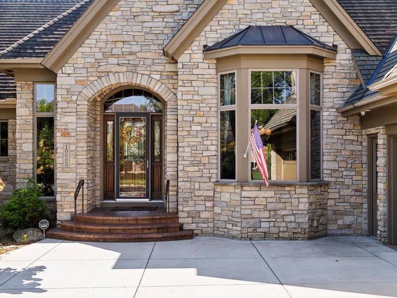 10683 Sonoma Rg, Eden Prairie, MN 55347