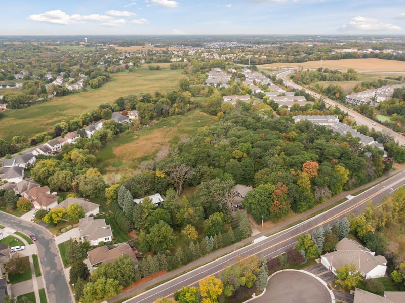 9449 Lawndale Ln N, Maple Grove, MN 55311