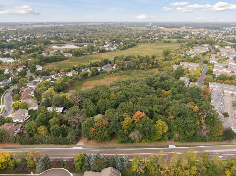 9449 Lawndale Ln N, Maple Grove, MN 55311