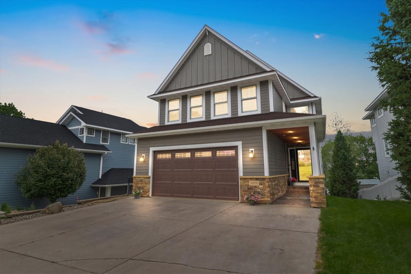 3856 Green Heights Trl SW, Prior Lake, MN 55372
