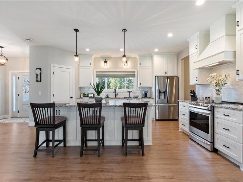 11364 Legacy Dr, East Gull Lake, MN 56401