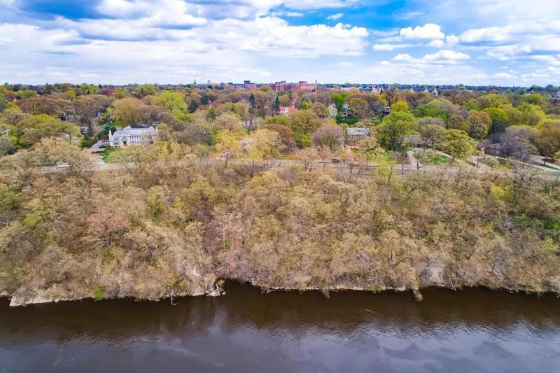 98 Mississippi River Blvd N Lot, Saint Paul, MN 55104