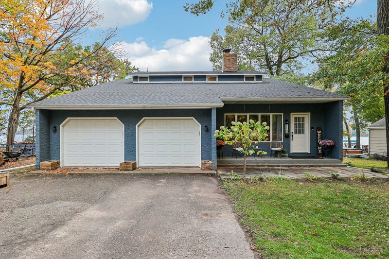9907 Bonnie Glen Pw, Chisago City, MN 55013
