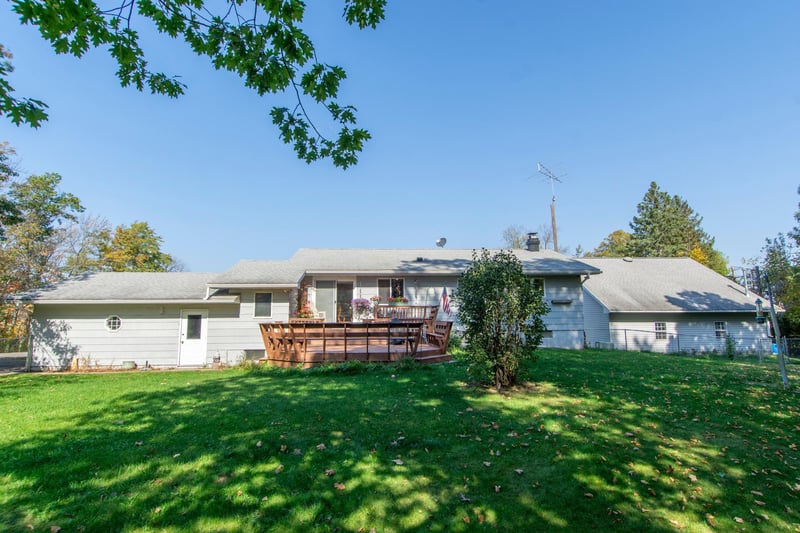 900 Father Hennepin Park Rd, Isle, MN 56342