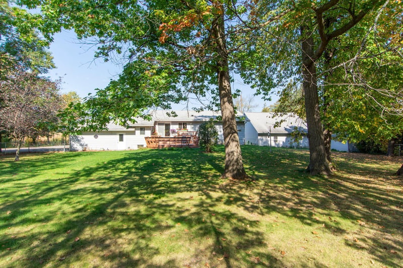 900 Father Hennepin Park Rd, Isle, MN 56342