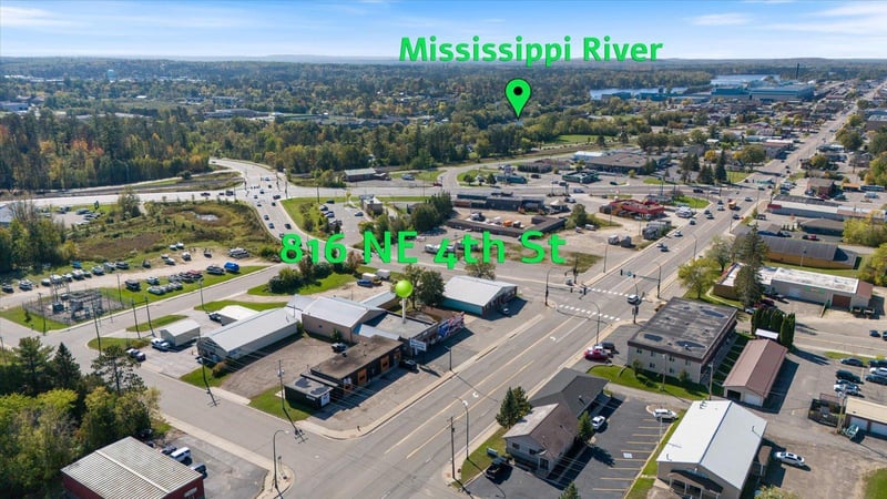 816 NE 4th St, Grand Rapids, MN 55744