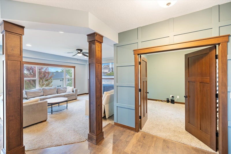 1201 Bishop Cir, Watertown, MN 55388