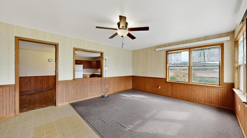 10443 Highway 30 SE, Chatfield, MN 55923