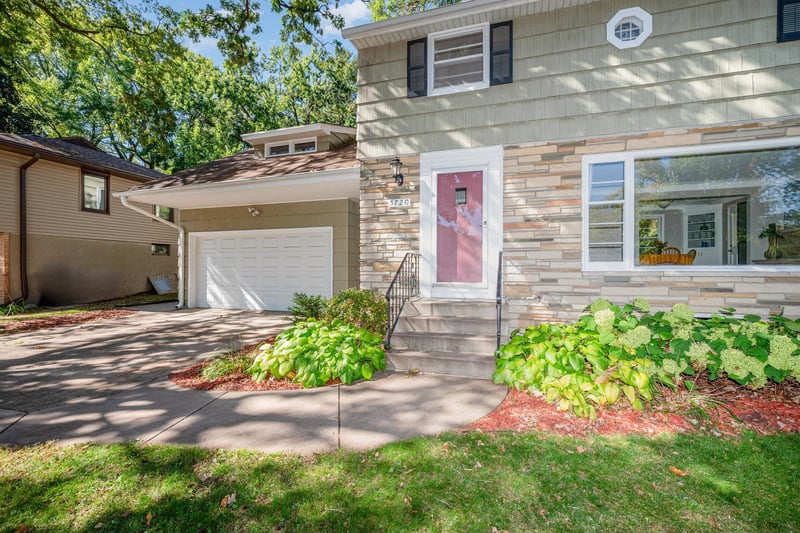5720 Xerxes Ave S, Edina, MN 55410