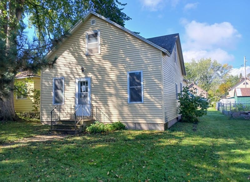 105 Sadie St, Marble, MN 55764