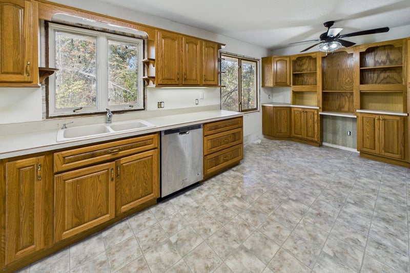 1350 Gull Point Trl, East Gull Lake, MN 56401