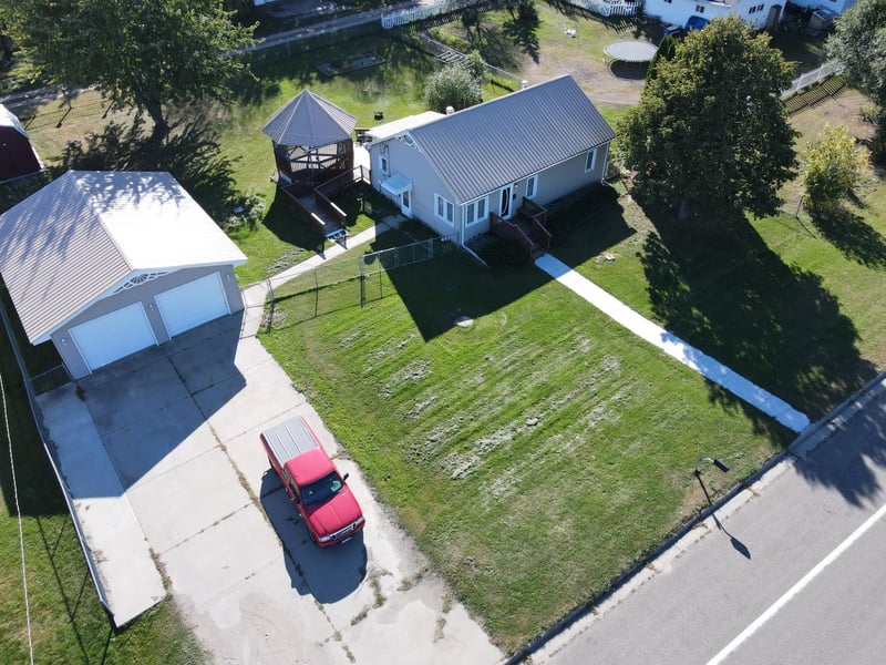 407 W Holdt St, Battle Lake, MN 56515