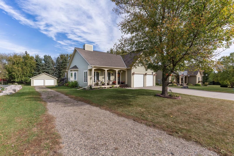 1020 Verlin Ln, Fergus Falls, MN 56537