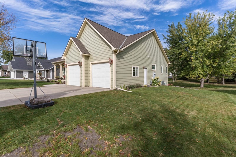 1020 Verlin Ln, Fergus Falls, MN 56537