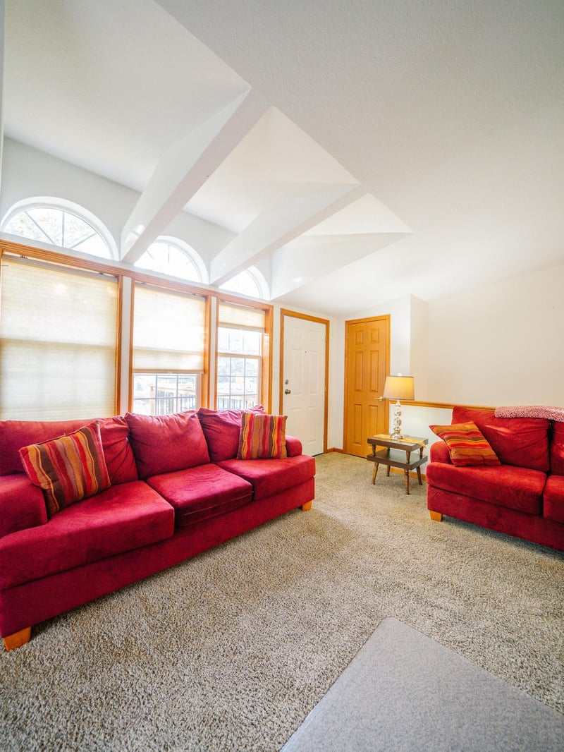 305 Berkey Ave, Swanville, MN 56382