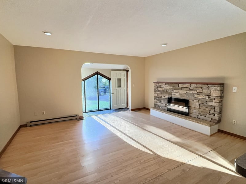 7600 153rd St NW, Clearwater, MN 55320