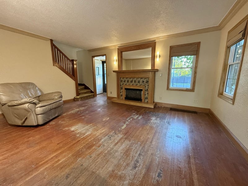 211 Kendall Ave N, Thief River Falls, MN 56701