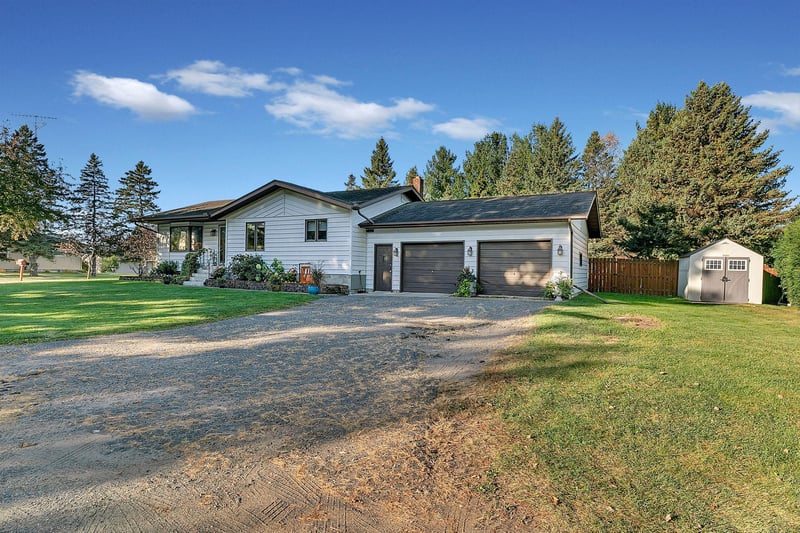 9383 Evergreen Ln, Pierz, MN 56364
