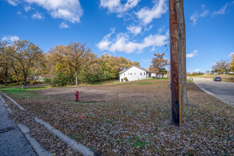 TBD Pine St, New London, MN 56273