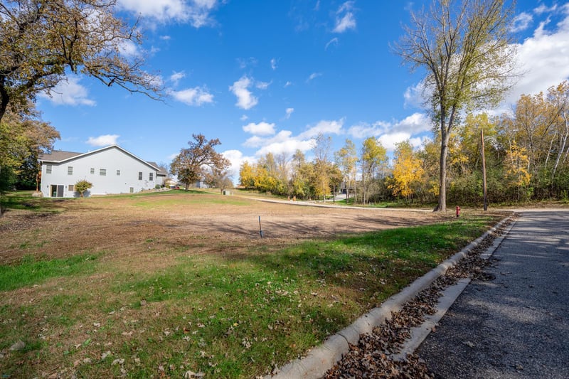 TBD Pine St, New London, MN 56273