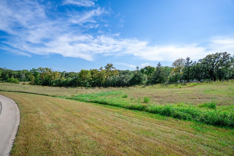 108 Meadow Ln, New London, MN 56273