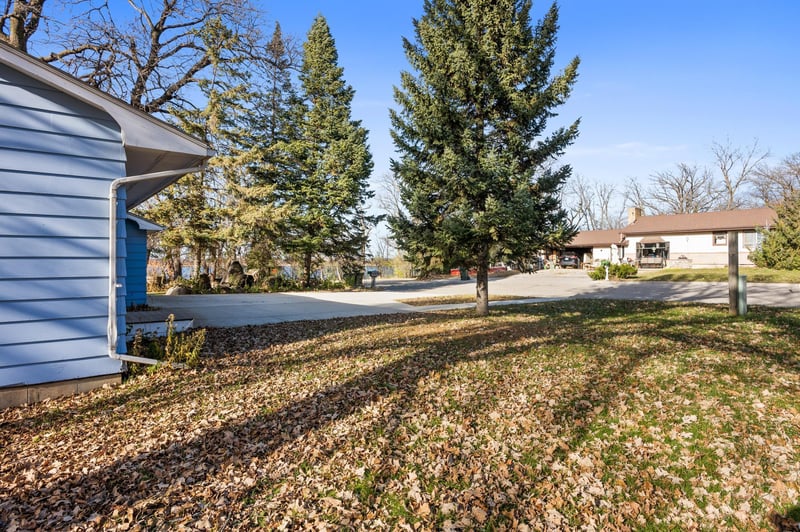227 1st St NW, Elbow Lake, MN 56531
