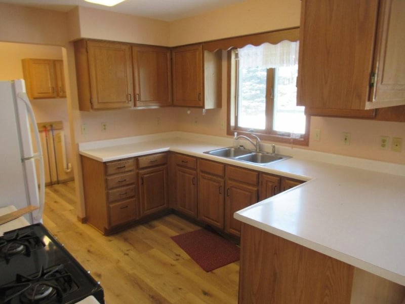 305 E Veterans Dr, Luverne, MN 56156