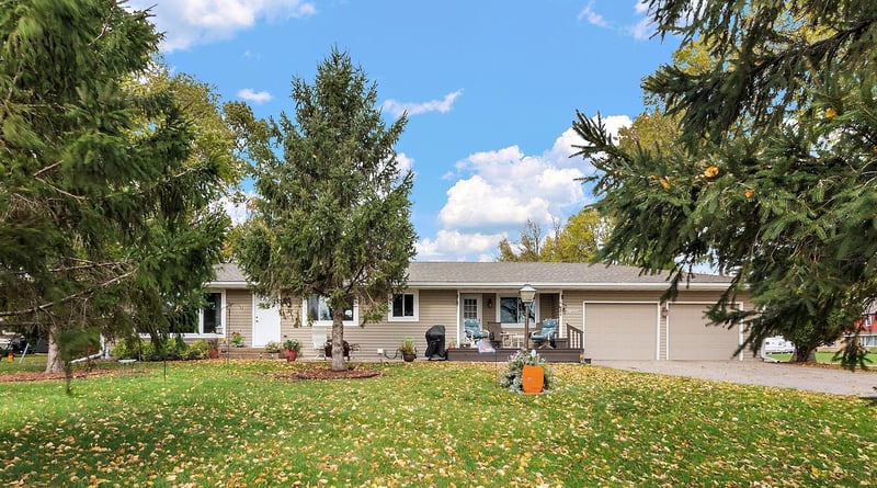 202 N 4th St, Kerkhoven, MN 56252