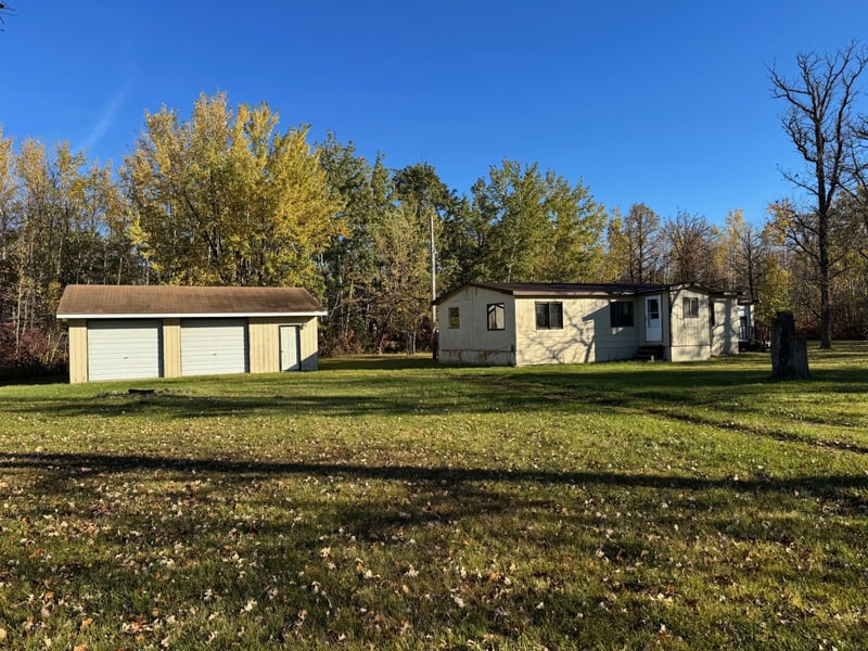 33745 303rd St, Roseau, MN 56751