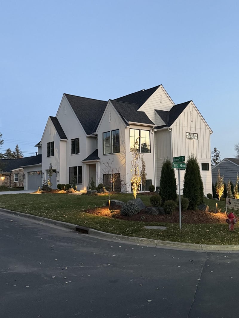 5523 Park Pl, Edina, MN 55424