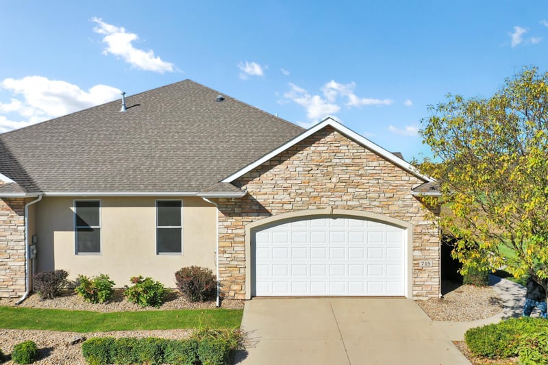 715 Hazelnut Way, Lake City, MN 55041
