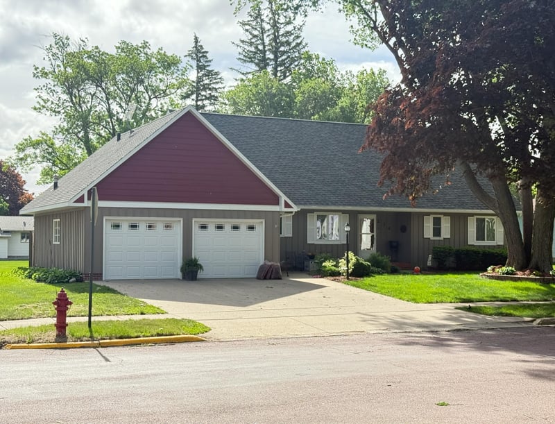 234 N 2nd Ave E, Truman, MN 56088