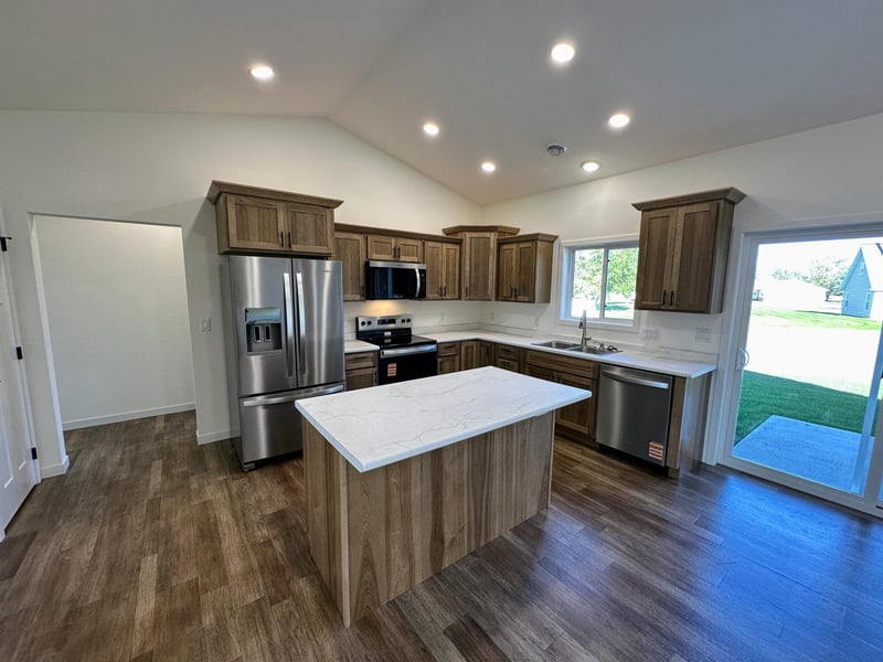 710 11th St NW, Perham, MN 56573
