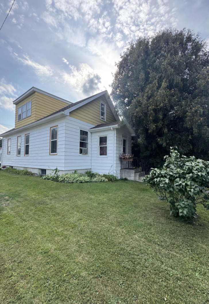 311 1st Ave SE, Dilworth, MN 56529
