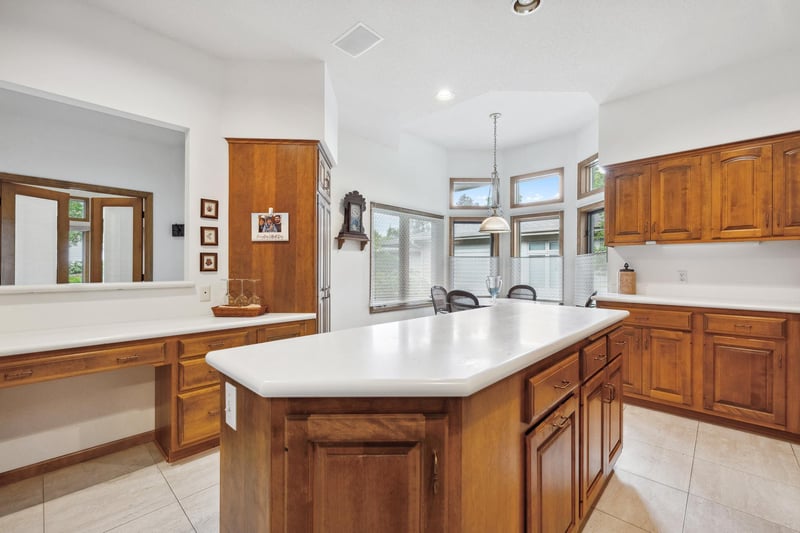 8991 Ferndale Ln, Eden Prairie, MN 55347
