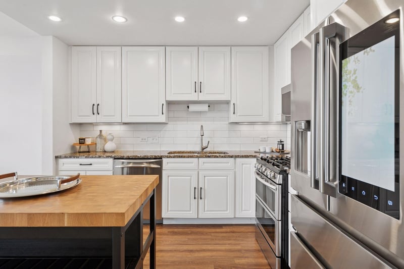 929 Portland Ave #2107, Minneapolis, MN 55404