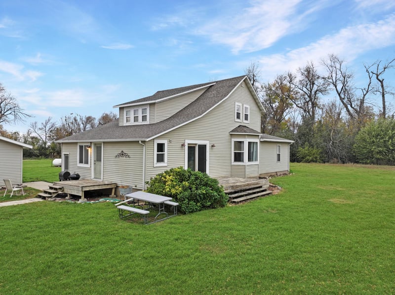 281 20th Ave, Edgerton, MN 56128