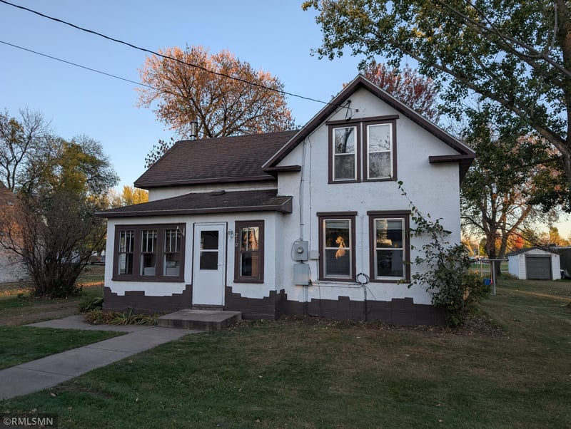 210 Edward St S, Pierz, MN 56364