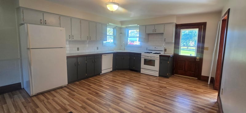 130 2nd St NE, Harmony, MN 55939
