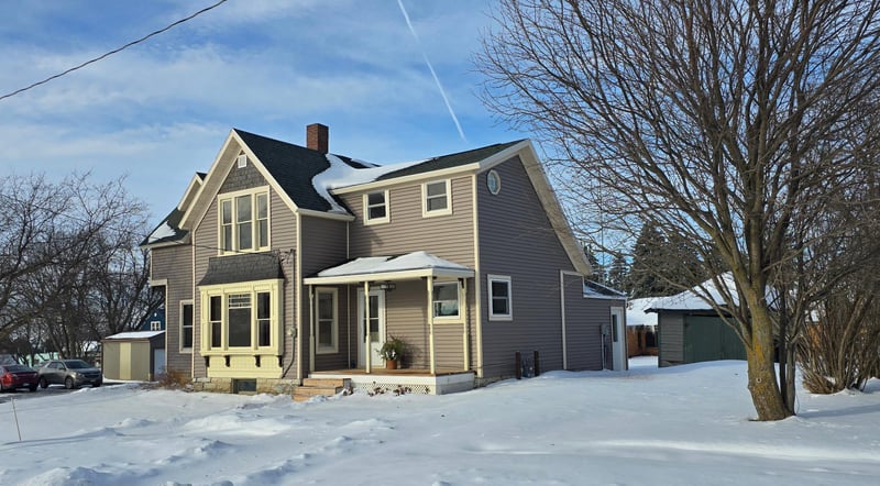 130 2nd St NE, Harmony, MN 55939