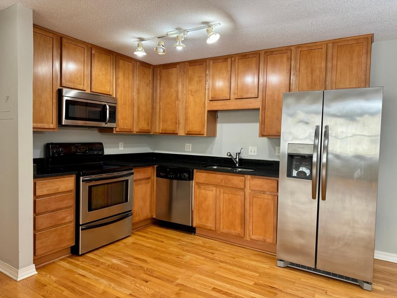 3150 Excelsior Blvd #211, Minneapolis, MN 55416