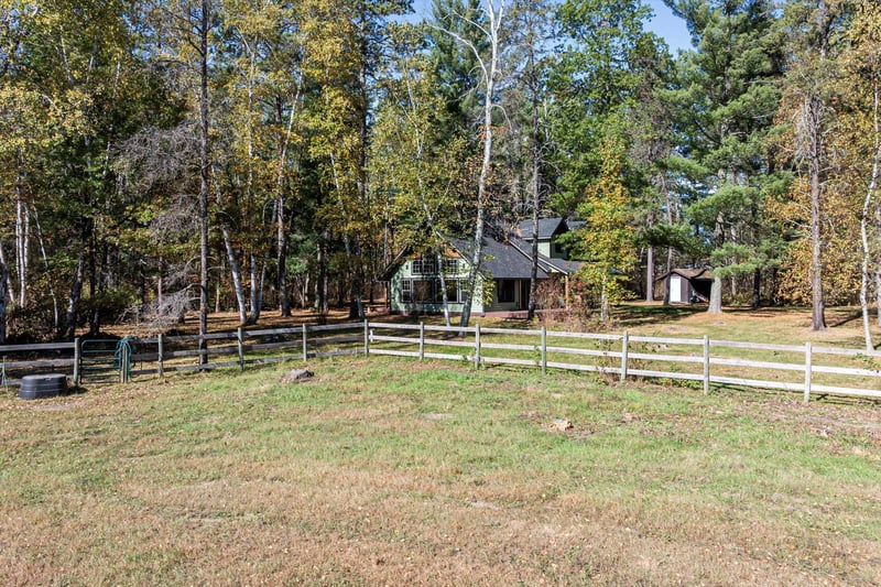 40694 Wall St, Crosslake, MN 56442
