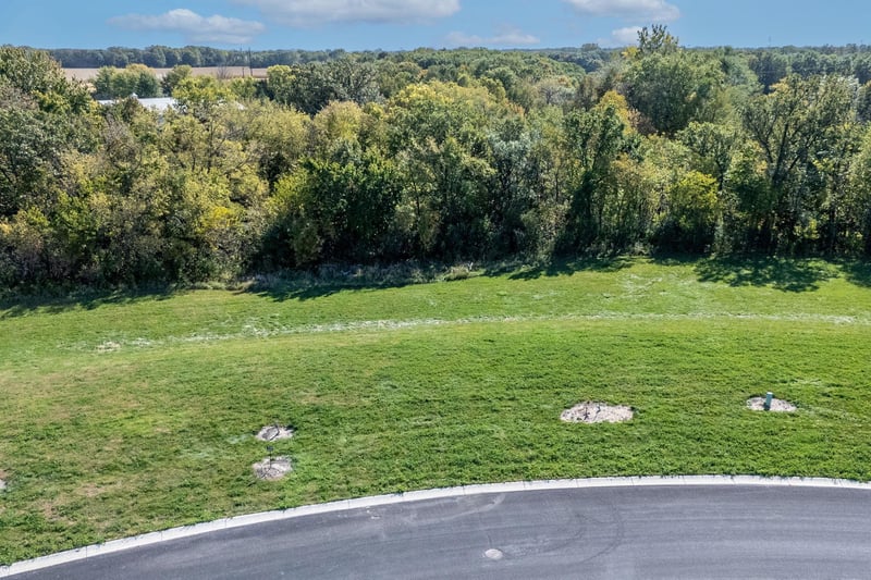 1973 Lexington Ln, North Mankato, MN 56003