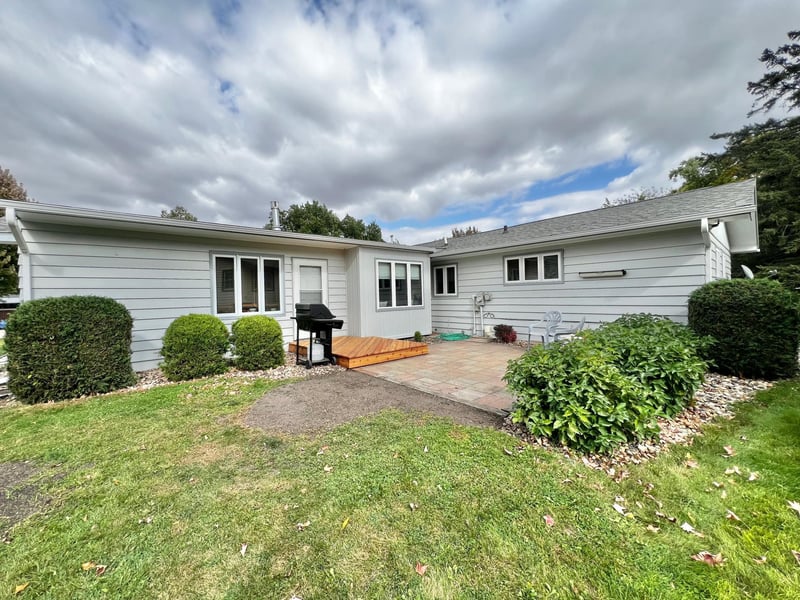 1015 11th Ave, Granite Falls, MN 56241