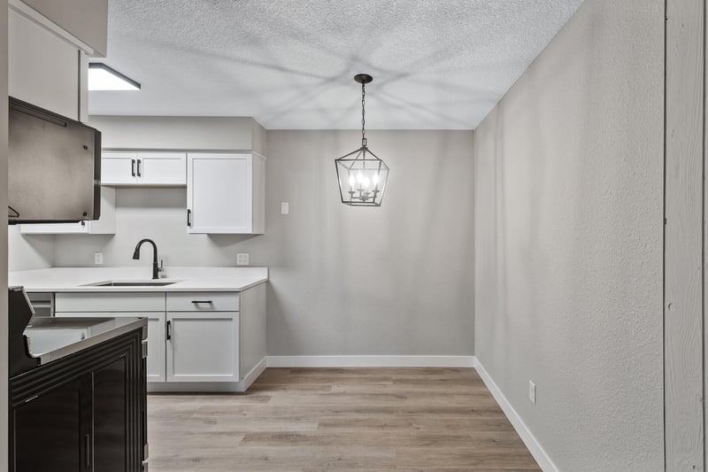 7414 W 22nd St #114, Saint Louis Park, MN 55426